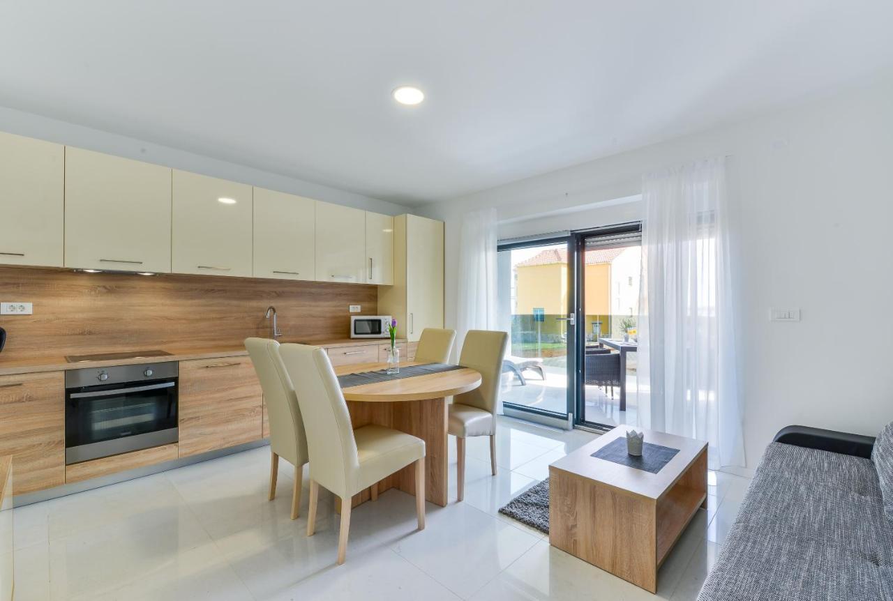Resort Mirakul Вир Екстер'єр фото